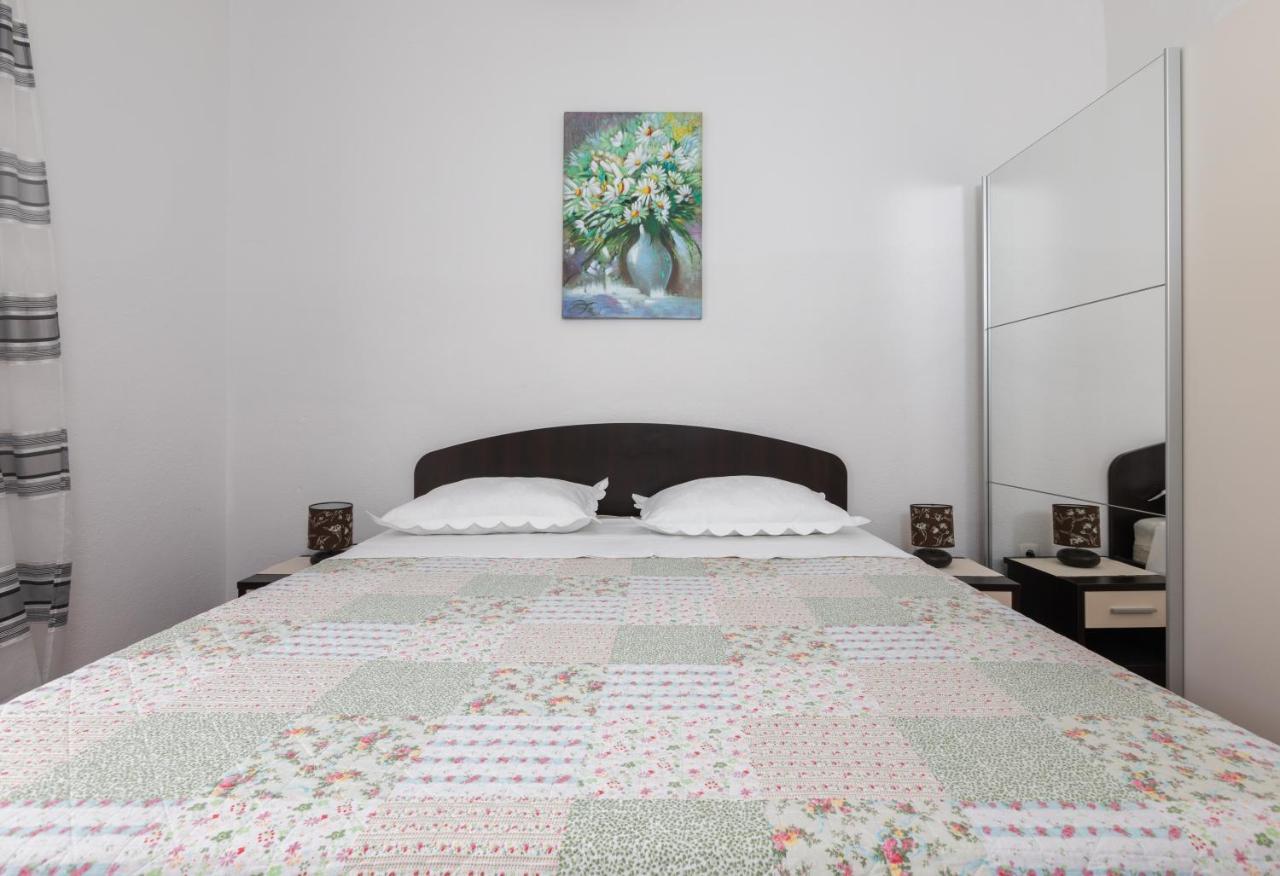 Beach Apartment Estelle พอดโกรา ภายนอก รูปภาพ